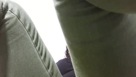  Khawit  online show from 10/28/25, 02:04