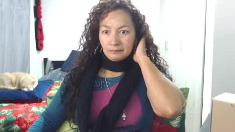  Khawit  online show from 12/21/25, 11:06