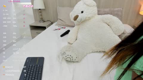   online show from 02/08/25, 02:27