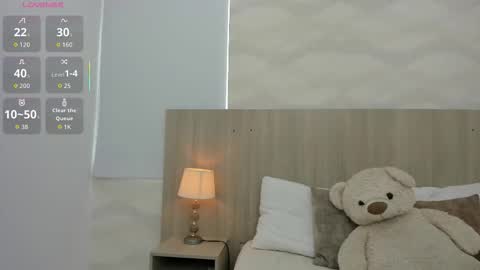   online show from 11/23/25, 11:32