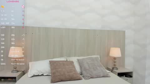   online show from 02/25/26, 03:27