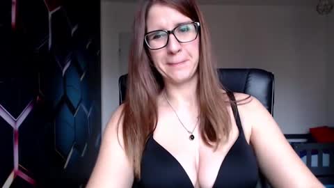 KayaLips online show from 12/10/24, 11:22