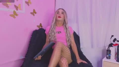 Cattleya stone online show from 02/15/25, 08:01