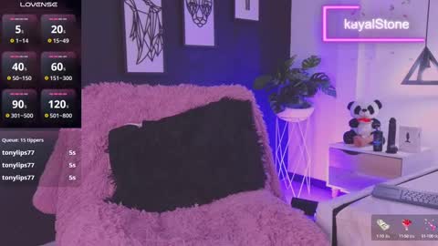 Cattleya stone online show from 02/26/25, 01:52