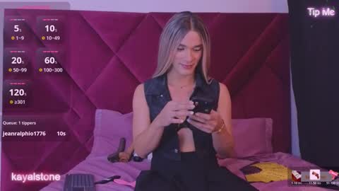 Cattleya stone online show from 02/14/26, 05:26