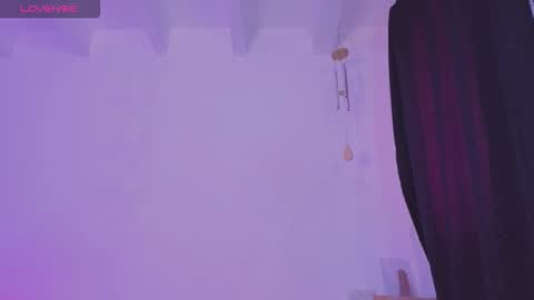 Cattleya stone online show from 03/24/26, 02:11