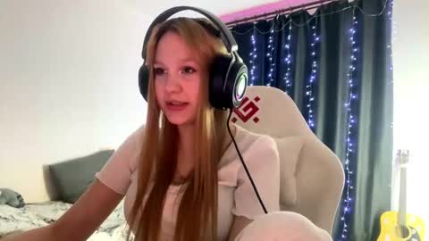 Amia online show from 03/27/26, 05:56