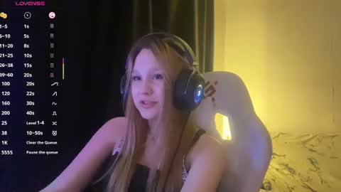 Snapshot of kayceefroehner chatting on 06/16/26, 05:48 Amia online show from 06/16/26, 05:48
