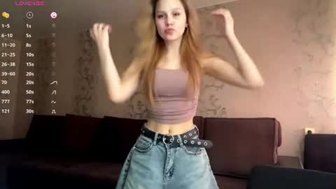 Snapshot of kayceefroehner chatting on 07/12/26, 10:50 Amia online show from 07/12/26, 10:50