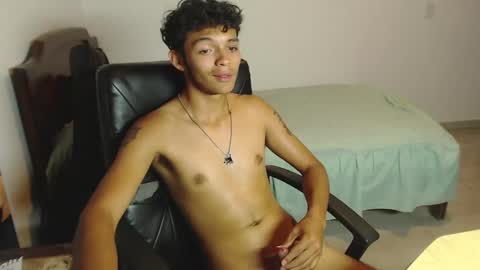 Snapshot of kayden1_ chatting on 02/05/25, 06:59 KAYDEN HELP ME TO REACH 10 LIKES online show from 02/05/25, 06:59