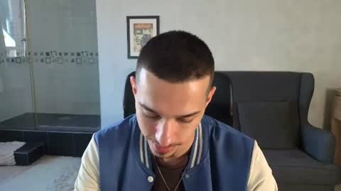 Snapshot of kaydendrew chatting on 06/19/26, 04:50 KaydenDrew online show from 06/19/26, 04:50