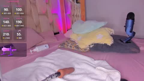 Kayla online show from 02/04/25, 01:45