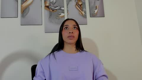 Kayla Batista INDEPENDENT ACCOUNT online show from 04/26/26, 07:11