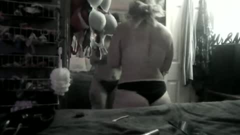 Snapshot of kaylaandmike23 chatting on 06/23/26, 10:41 M and K online show from 06/23/26, 10:41