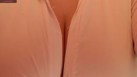 Snapshot of kaylacollins1 chatting on 01/29/25, 06:28 Kayla  online show from 01/29/25, 06:28