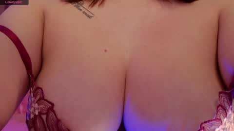 Snapshot of kaylacollins1 chatting on 02/10/25, 04:19 Kayla  online show from 02/10/25, 04:19