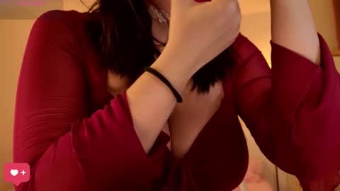 Snapshot of kaylacollins1 chatting on 09/24/25, 12:03 Kayla  online show from 09/24/25, 12:03