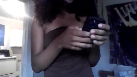 Snapshot of kaylag_rain chatting on 10/30/25, 12:50 kaylag_rain online show from 10/30/25, 12:50