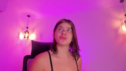      K A Y L A      online show from 09/18/25, 02:08