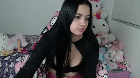 Snapshot of kaylak18x chatting on 05/21/26, 02:51 Kayla online show from 05/21/26, 02:51