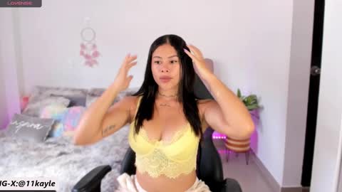 INSTAGRAM AND TW 11kayle online show from 01/14/25, 04:29