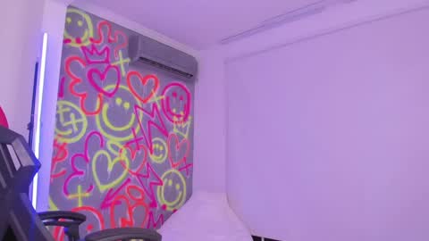 INSTAjohedija online show from 12/21/24, 10:40