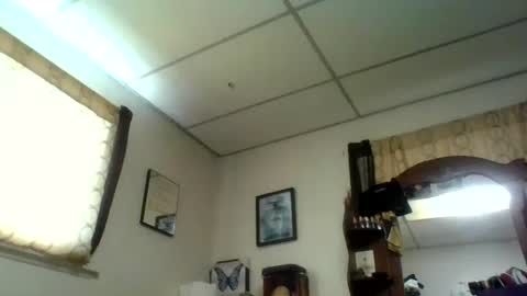 kaylee kakes online show from 11/17/25, 02:56