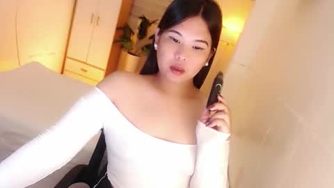 Y O U R        F U T U R E       K A Y L E E  online show from 11/02/25, 04:59