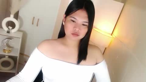 Y O U R        F U T U R E       K A Y L E E  online show from 02/06/26, 01:21