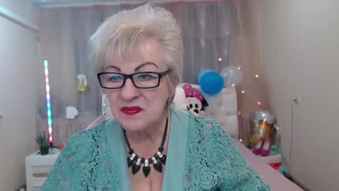 kaylesmoll online show from 09/20/25, 06:42