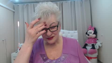 kaylesmoll online show from 03/24/26, 08:03