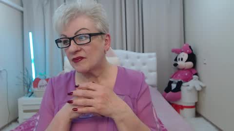 kaylesmoll online show from 03/31/26, 07:03