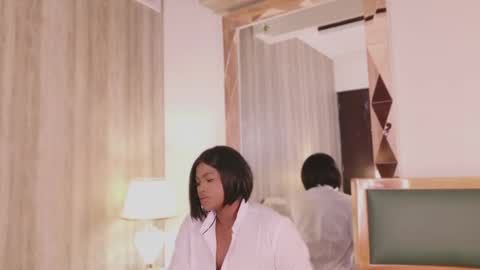  KAYLIE  online show from 09/11/25, 11:05