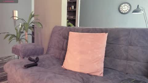 Kayn online show from 12/16/25, 08:03