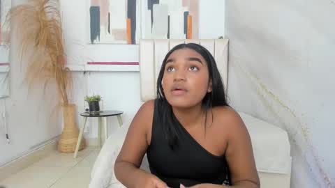 Snapshot of kayna_gomez chatting on 02/09/25, 07:52 Kayna online show from 02/09/25, 07:52