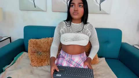 Snapshot of kayna_gomez chatting on 02/28/25, 09:01 Kayna online show from 02/28/25, 09:01