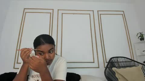 Kayna online show from 04/15/26, 07:21