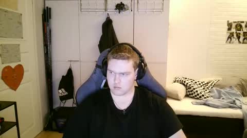 Aatu online show from 01/15/26, 06:22