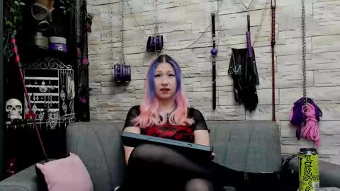 Miss Kazia online show from 11/10/25, 03:33