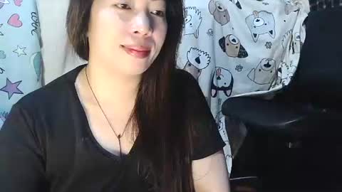 Snapshot of kazzandrasexy chatting on 09/28/25, 12:05 Kazzandra online show from 09/28/25, 12:05