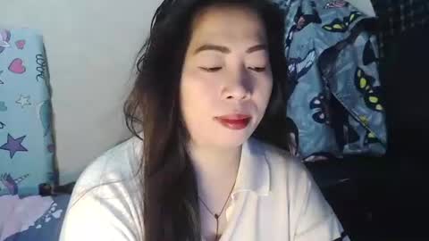 Snapshot of kazzandrasexy chatting on 10/16/25, 08:10 Kazzandra online show from 10/16/25, 08:10