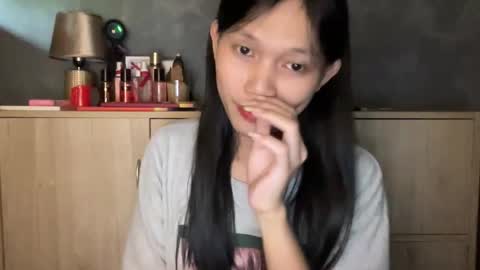 Its me Cora online show from 10/27/25, 05:33