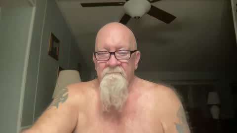 kcbace61760 online show from 10/17/25, 12:47