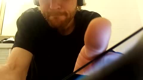 Snapshot of kdogluke chatting on 05/12/26, 03:25 kdogluke online show from 05/12/26, 03:25
