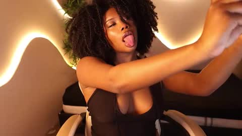 Kehlannis online show from 09/25/25, 08:45