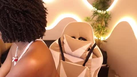 Kehlannis online show from 09/30/25, 08:03