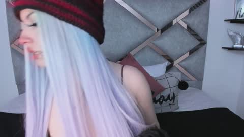 Keidy Monday to Saturday from 200 pm to 810pm  UTC-5 Colombia Time online show from 02/05/25, 07:10