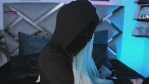 Keidy Monday to Saturday from 200 pm to 810pm  UTC-5 Colombia Time online show from 01/05/26, 08:12