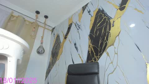 Keila  online show from 01/18/25, 11:22