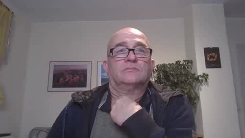 keilie1 online show from 01/02/25, 05:18